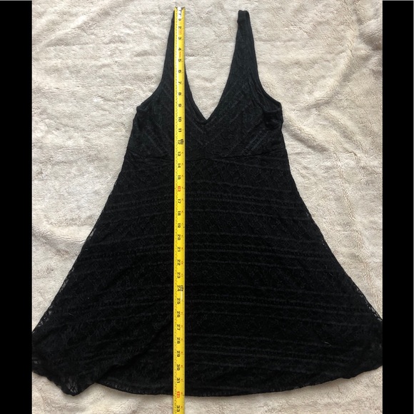 Dress - Picture 5 of 5